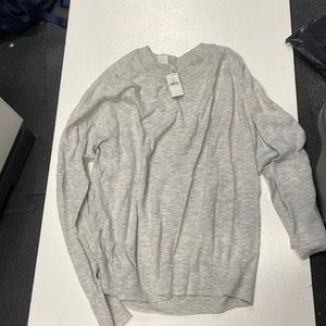 Grey gap sweater